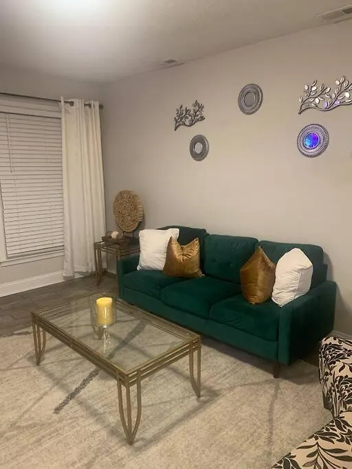 Welcome Home Charlotte Apartment