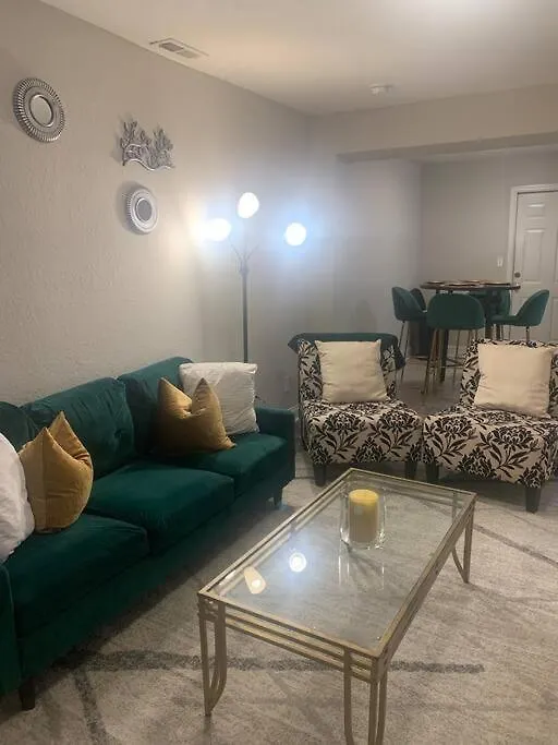 Welcome Home Charlotte Apartment